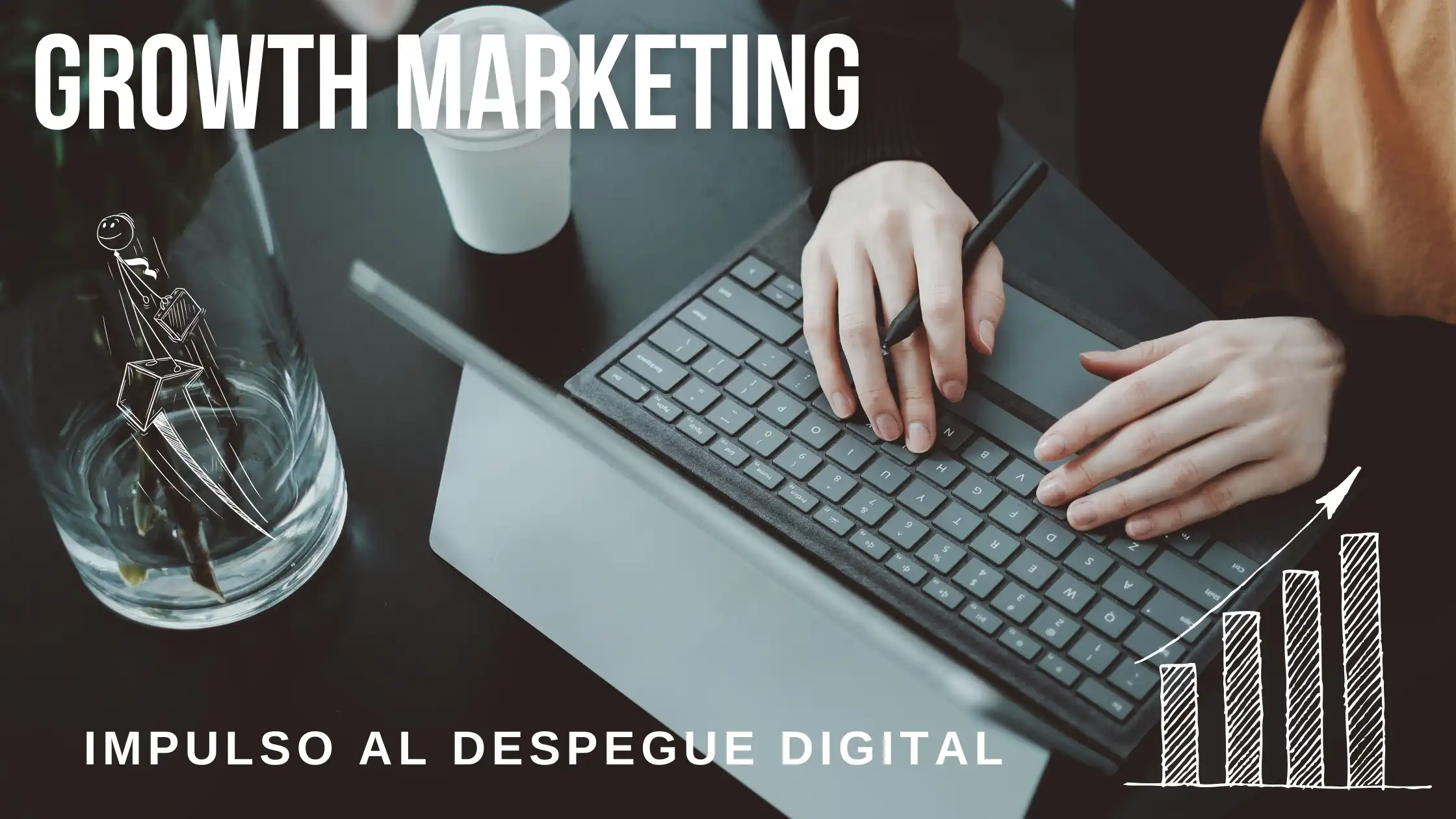 una persona trabajando como growth marketing